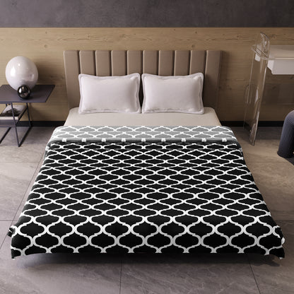 Black Abstract Print Super Soft Brushed Microfiber Double Bed AC Dohar