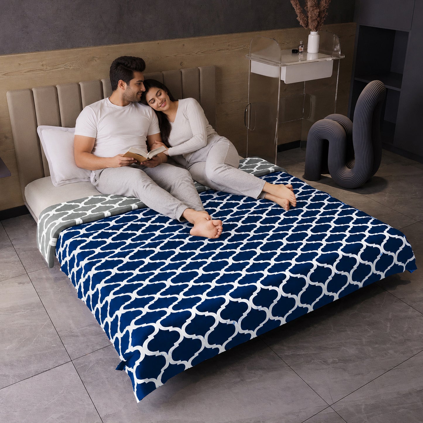 Dark Blue Abstract Print Super Soft Brushed Microfiber Double Bed AC Dohar