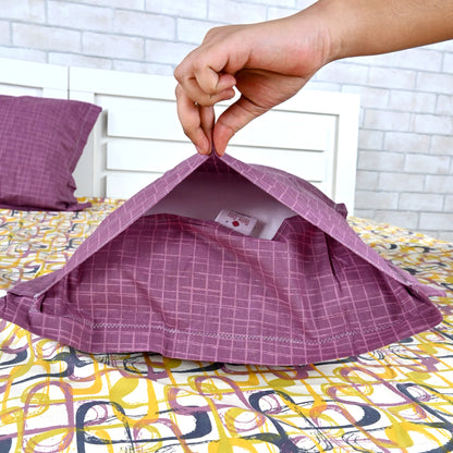 Spectra Yellow Abstract Weave 144 TC Cotton Double Bedsheet With 2 Pillowcovers