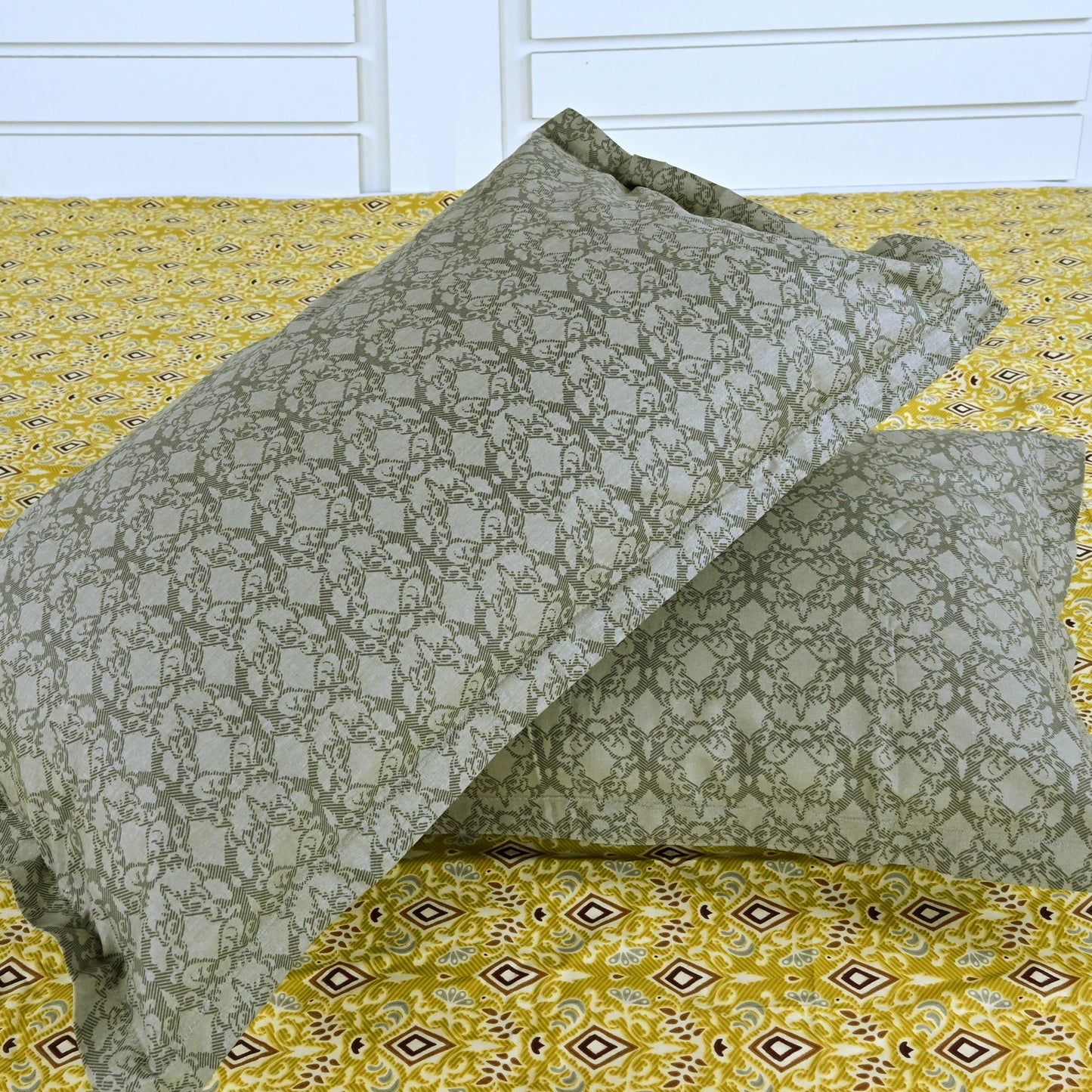 Yellow Ikat Diamond 144 TC Cotton Double Bedsheet With 2 Pillowcovers