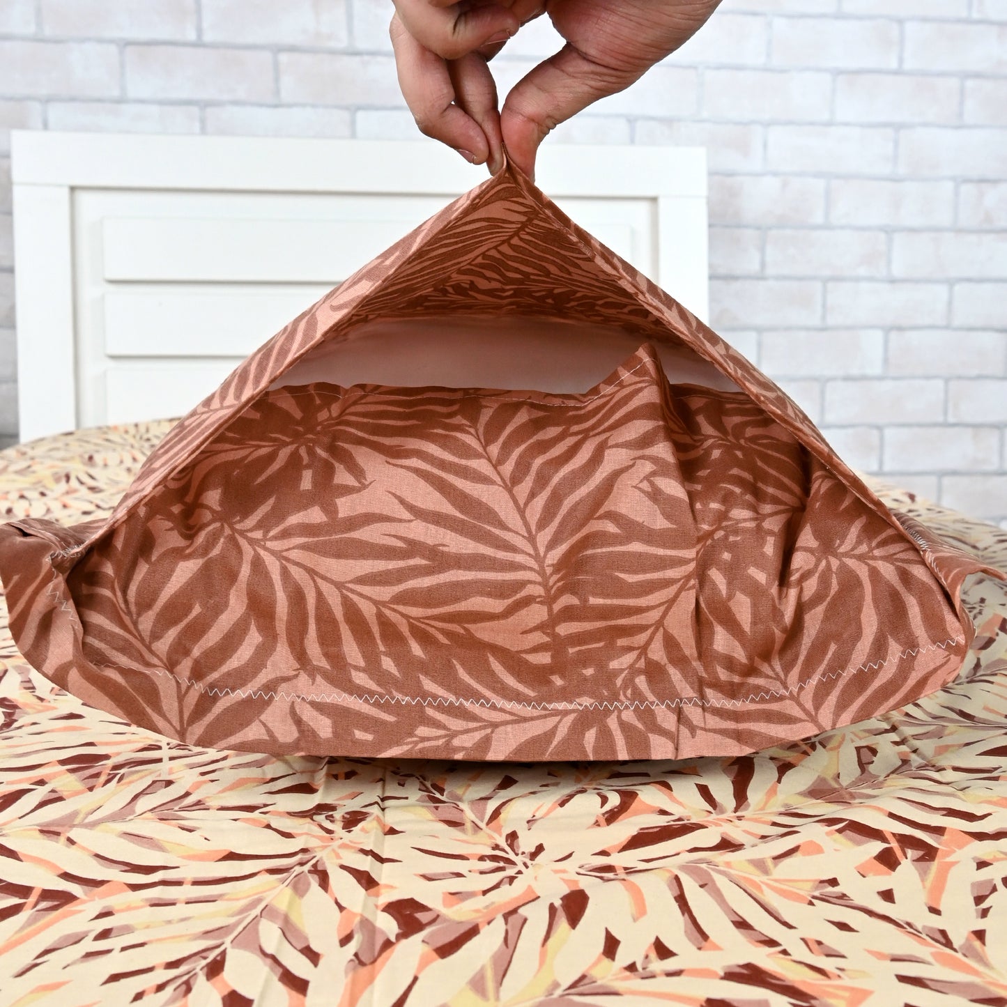 Beige & Maroon Floral Leaf 144 TC Cotton Double Bedsheet With 2 Pillowcovers