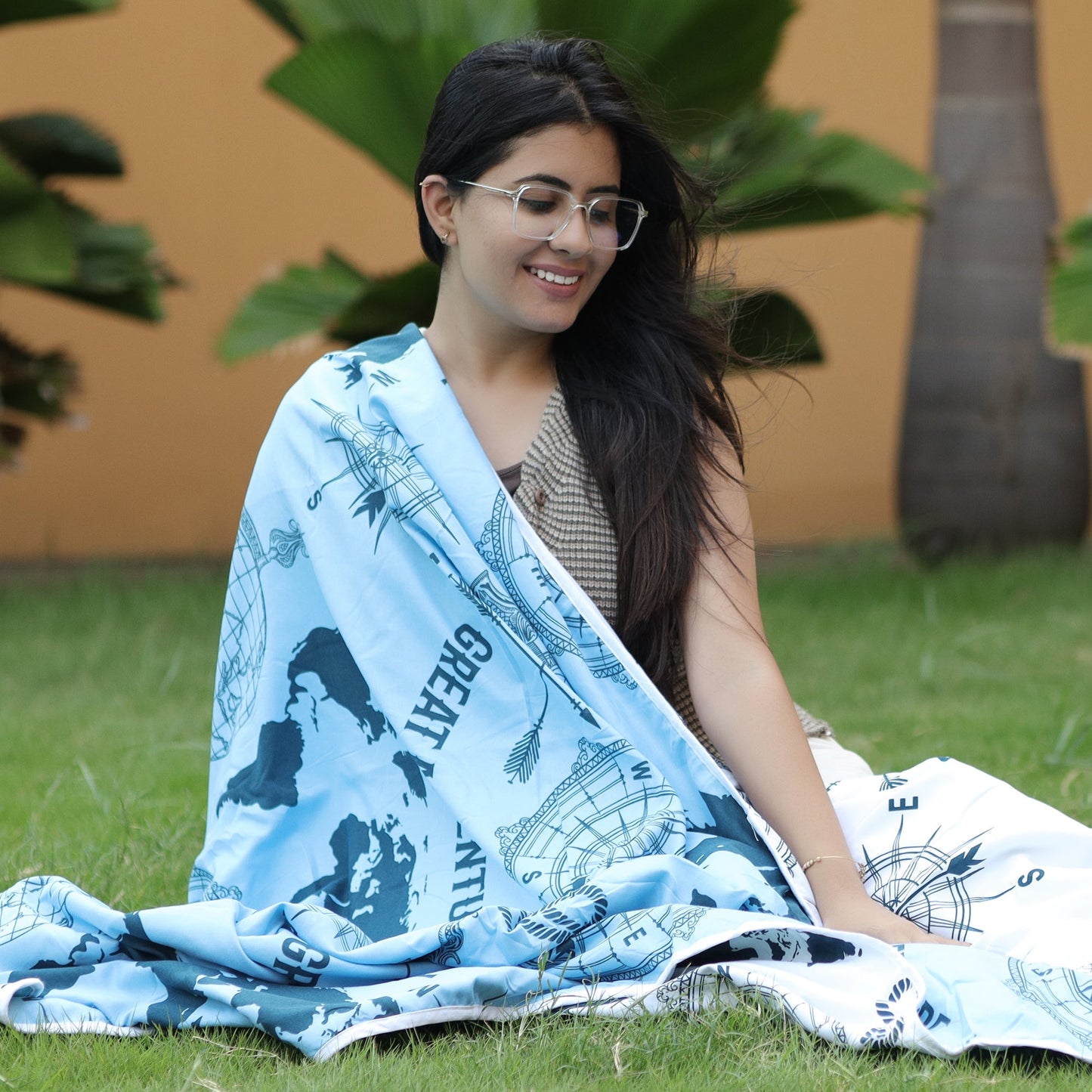 Blue Abstract Print Eco Friendly Reversible All Season Dohar For Single Bed